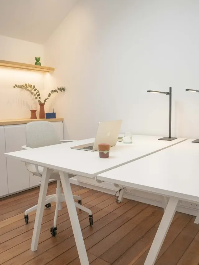 Deux postes de travail